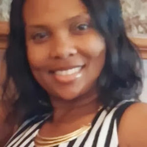 Meet your Posher, Lakeisha